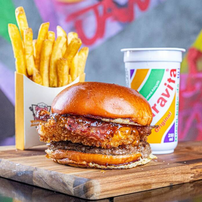 2 Grazio 1.0 + 2 batata + 2 Guaravitas