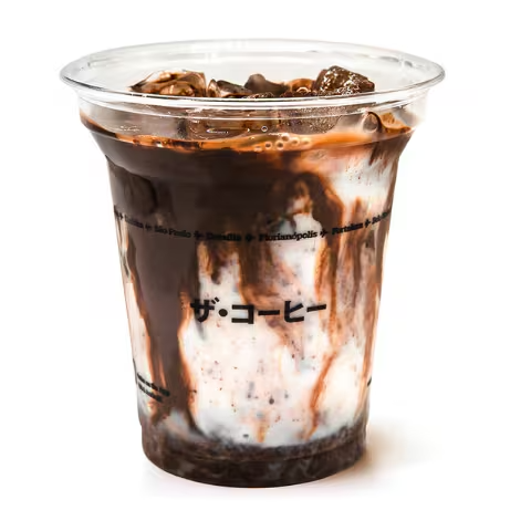 Bebida com leite e preparado de chocolate. Isso acontece uma vez na vida.