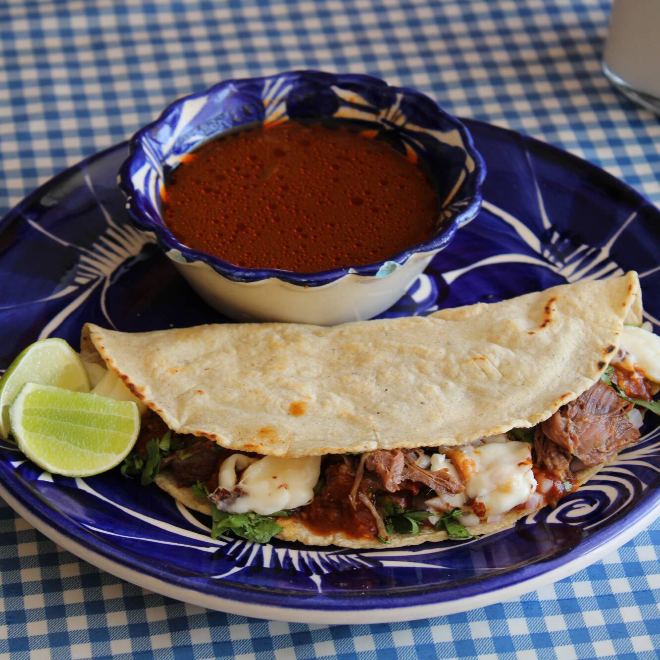Quesadilla de Birria Mediana