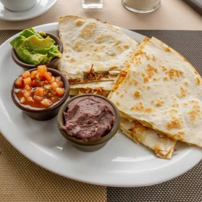 Quesadilla de Pollo o Carne