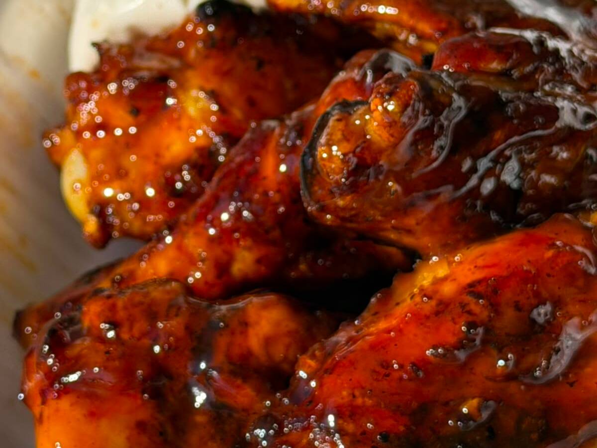 Alitas Y Costillas Jr