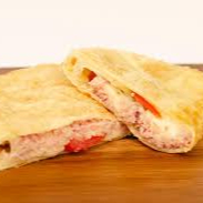 Pastel Queijo Mussarela com Presunto Ralado