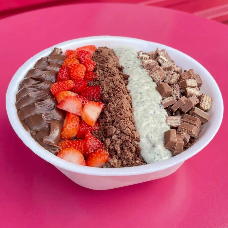 adicionais somente na parte de cima do Açai