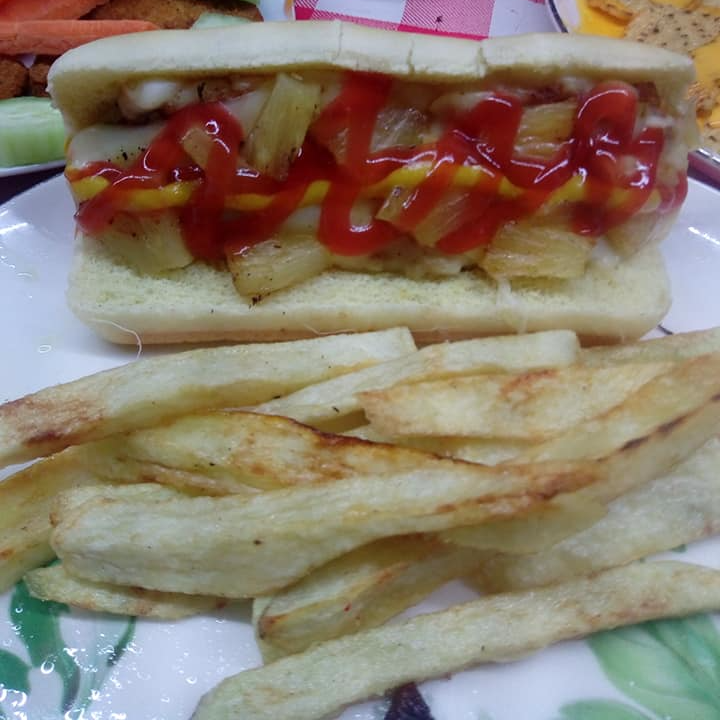 Hot Dog Hawaii + Papas + Boing