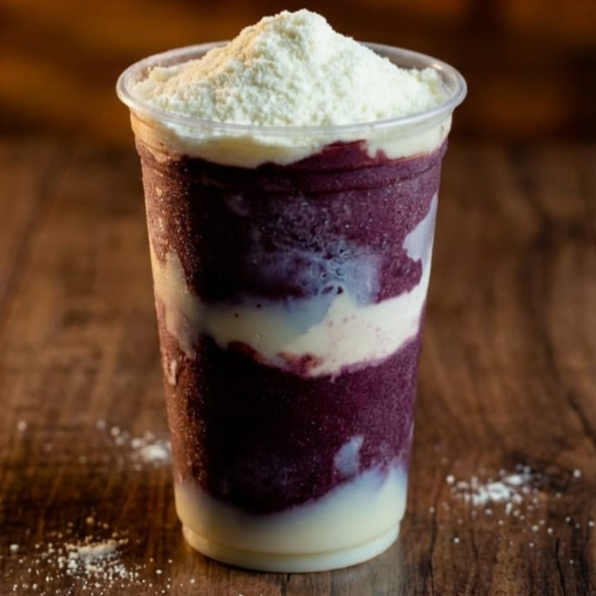 Açaí Premium enviado em embalagem térmica, acompanhado de leite condensado e leite em pó, enviados separadamente. Foto meramente ilustrativa. Todos os nossos produtos são enviados em embalagem térmica de isopor, e os complementos são sempre enviados à parte.