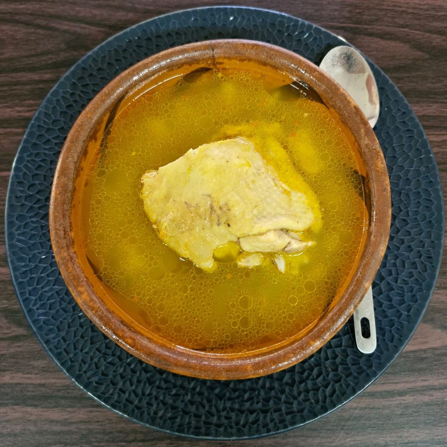 Caldo de Pollo