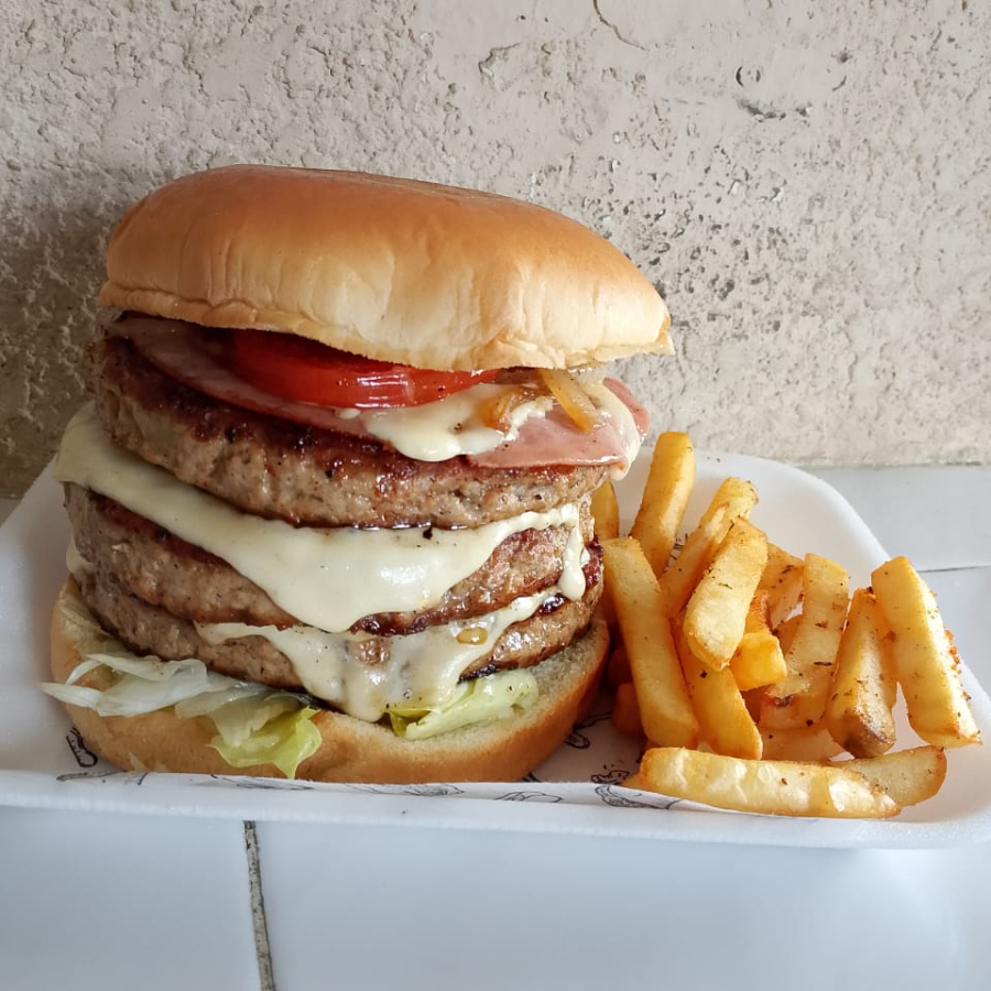 Triple carne y queso (sencilla)