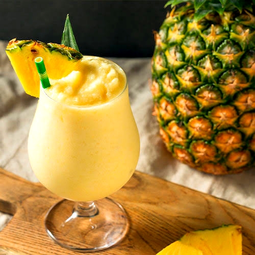 Agua de piña colada