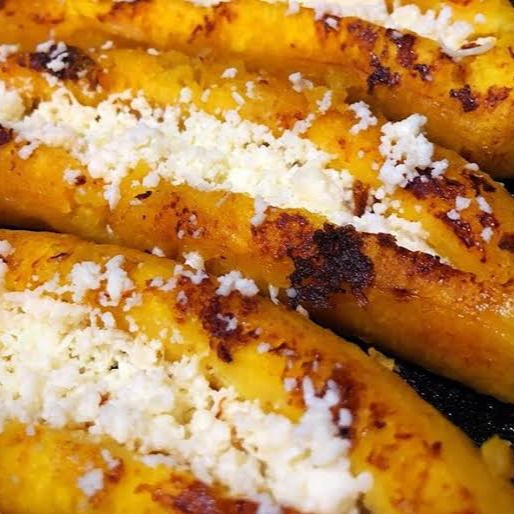 Platano Asado con Full Queso