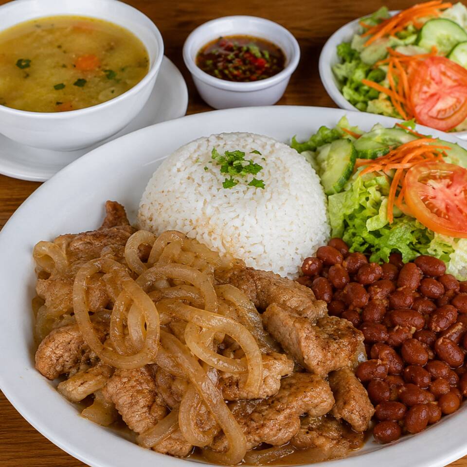 Masa De Cerdo Encebollado