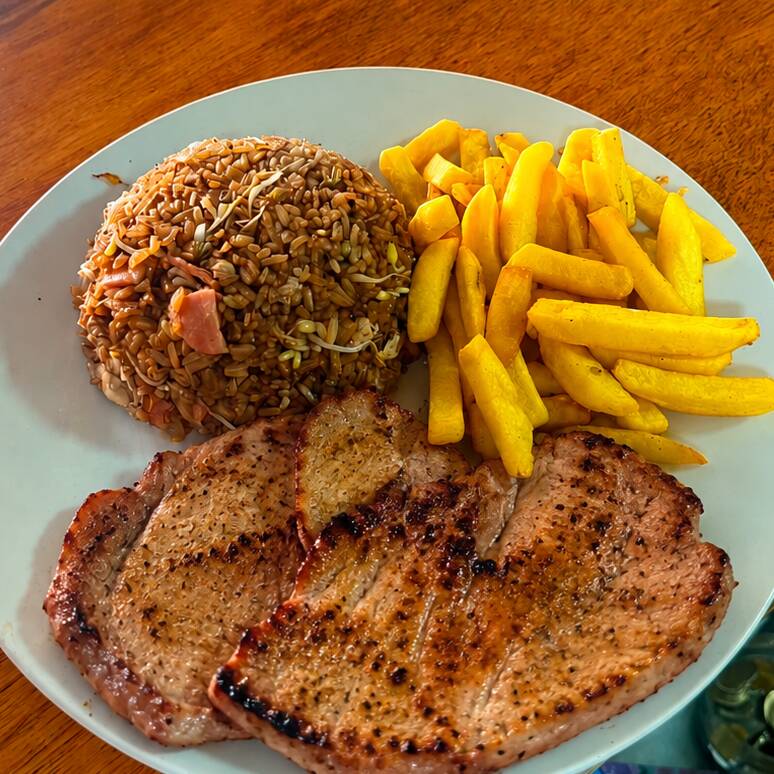 Arroz chino con lomo de cerdo