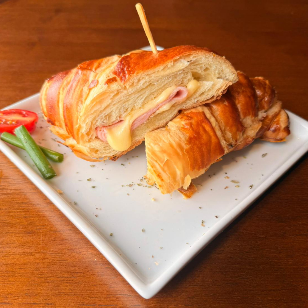 O misto que foi fazer intercâmbio na França e voltou muito mais elegante e saboroso.