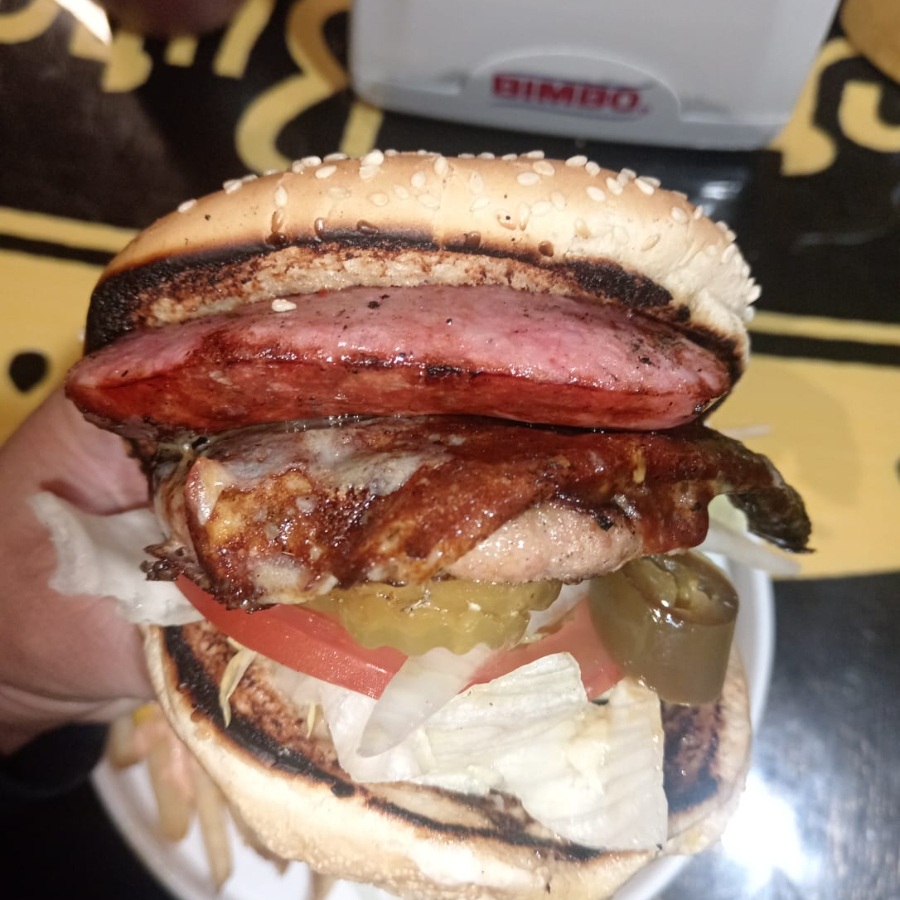 HAMBURGUESA ARGENTINA
