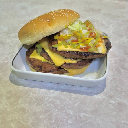 Hamburguesa Clásica Triple