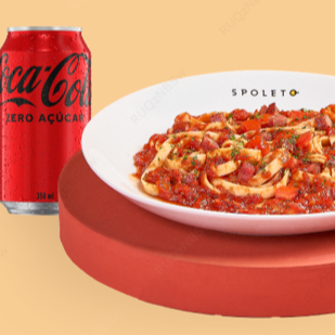 Um saboroso fettuccine, refogado ao azeite, servido com molho pomodoro feito com tomate, calabresa, cebola refogada e bacon crocante, unindo sabores que abraçam seu paladar. Acompanha bebida.