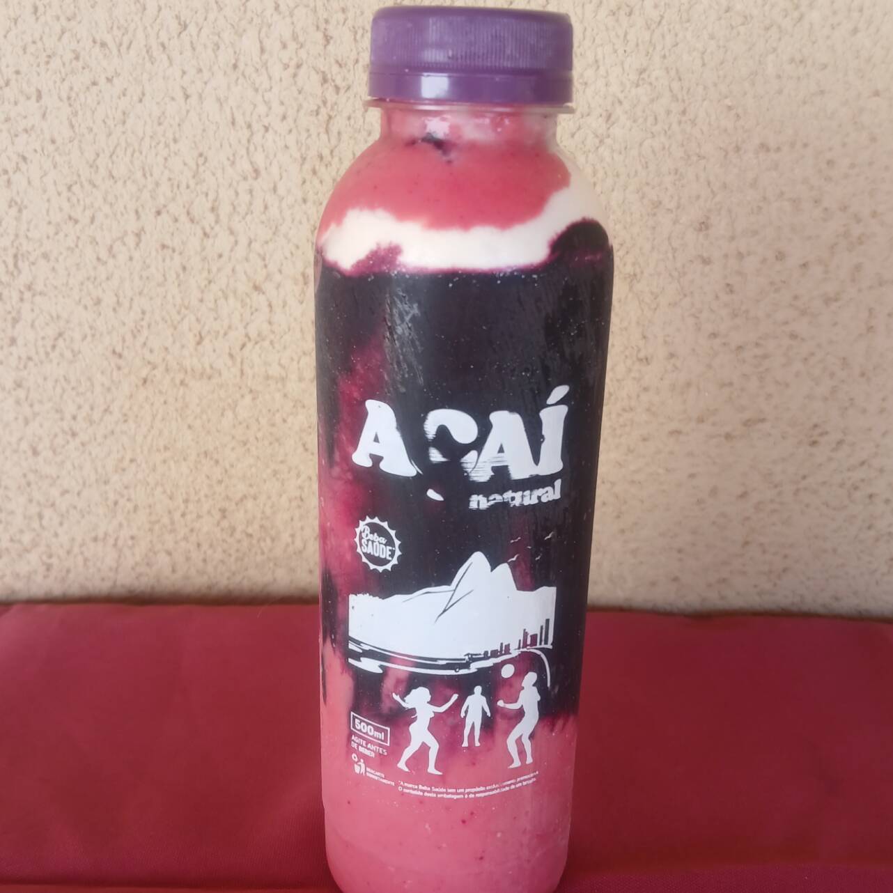 Esse mousse de morango esta uma delicia, com esse açaí