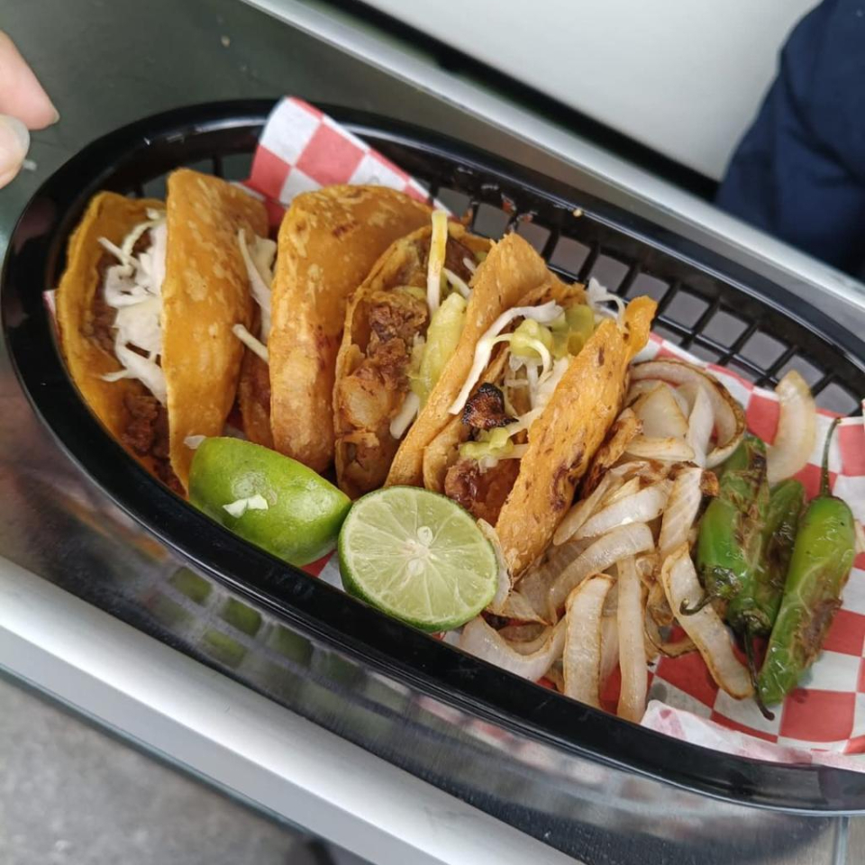 Combo tacos de chicharron