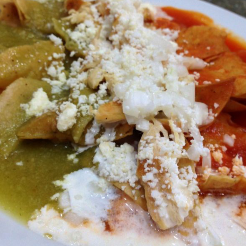 Chilaquiles Rojos y Verdes