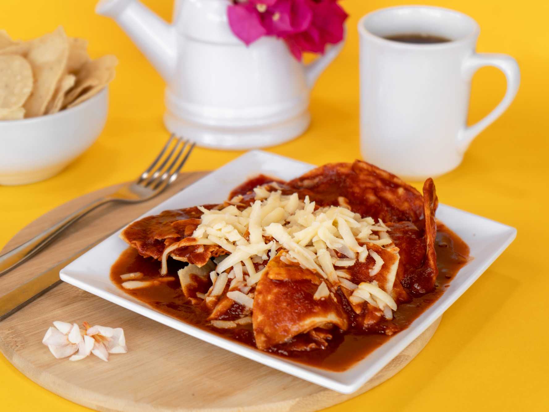 Chilaquiles Montados Rojos