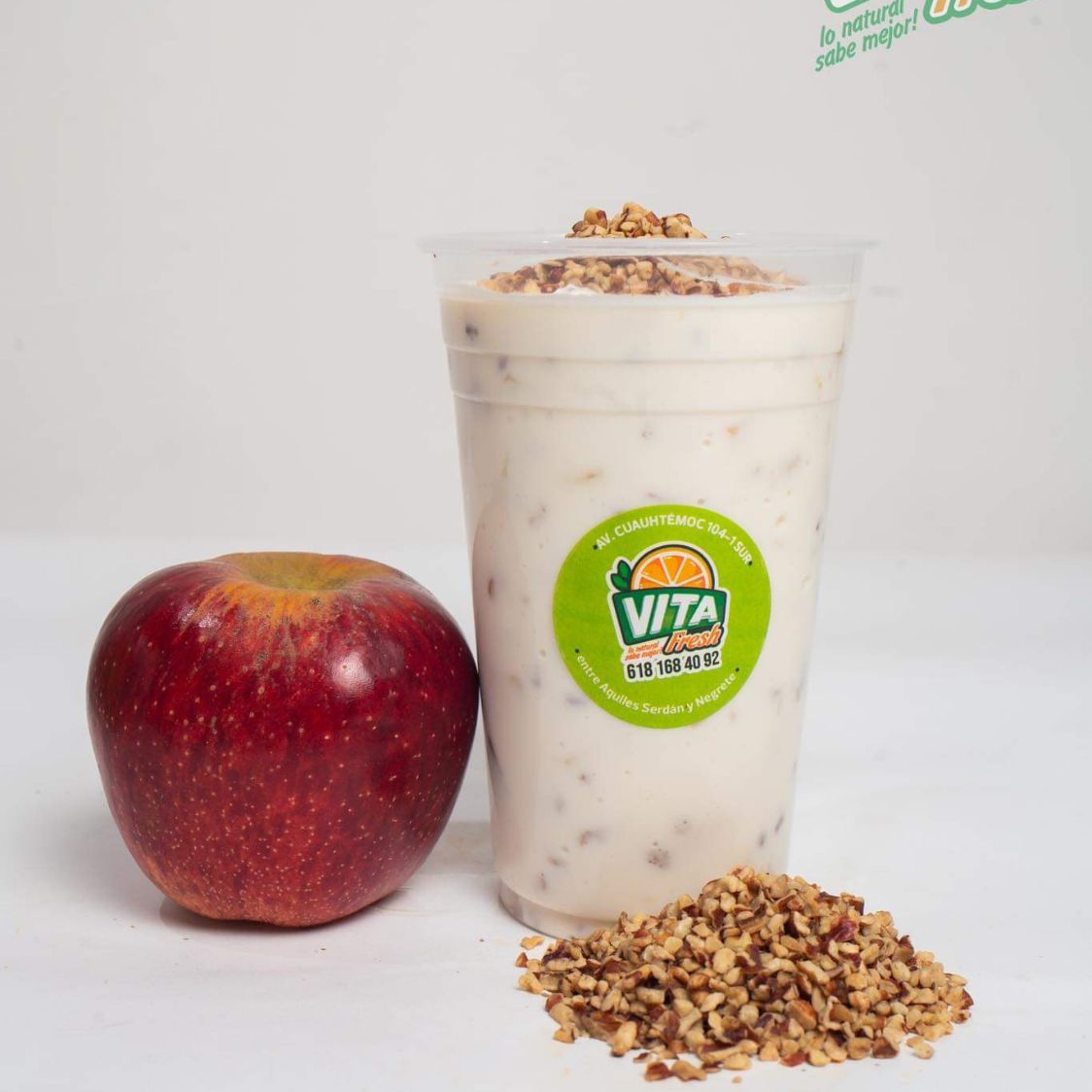 Yogurt de manzana con nuez