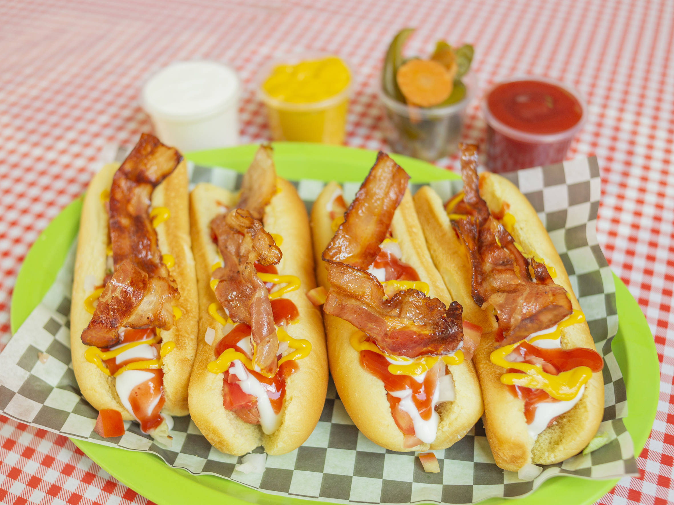 4 Hot Dog C/tocino
