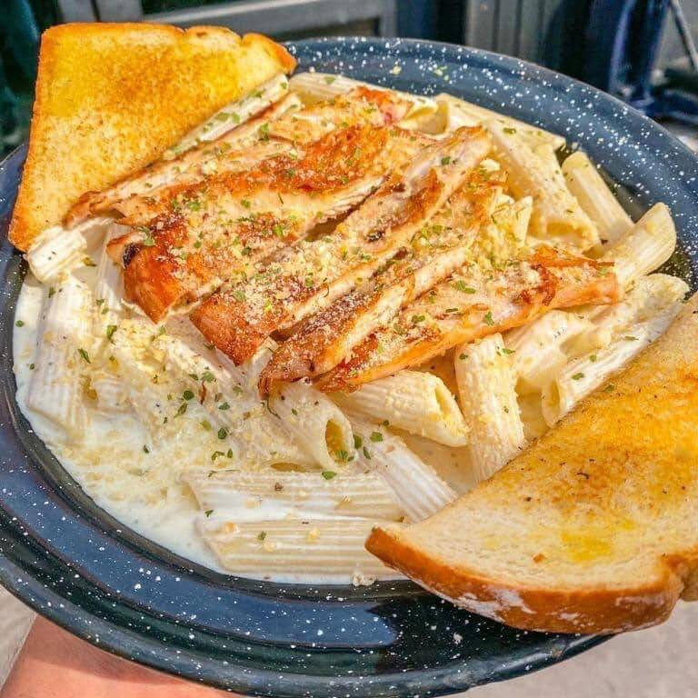 Pasta Alfredo
