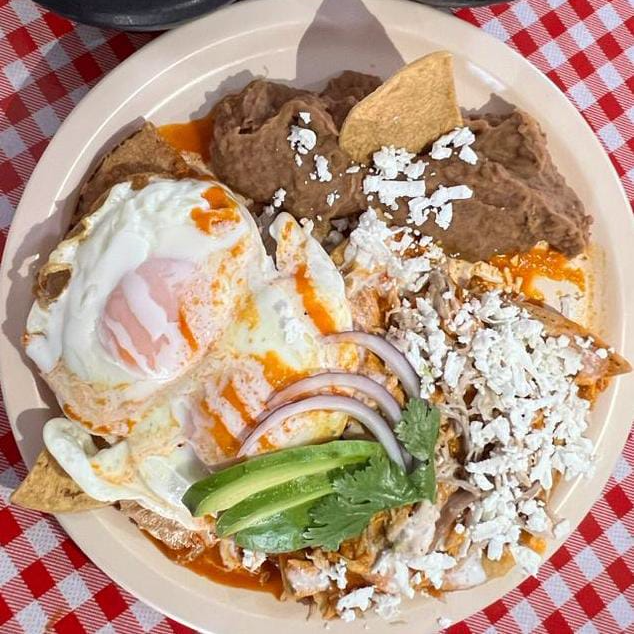 Chilaquiles Los Reyes/Especiales