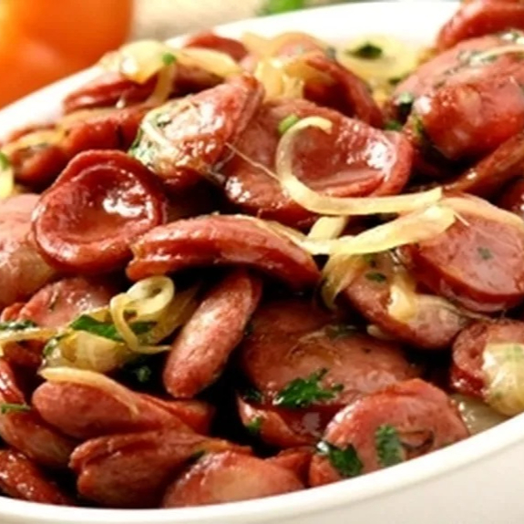 Linguiça calabresa e linguiça apimentada.