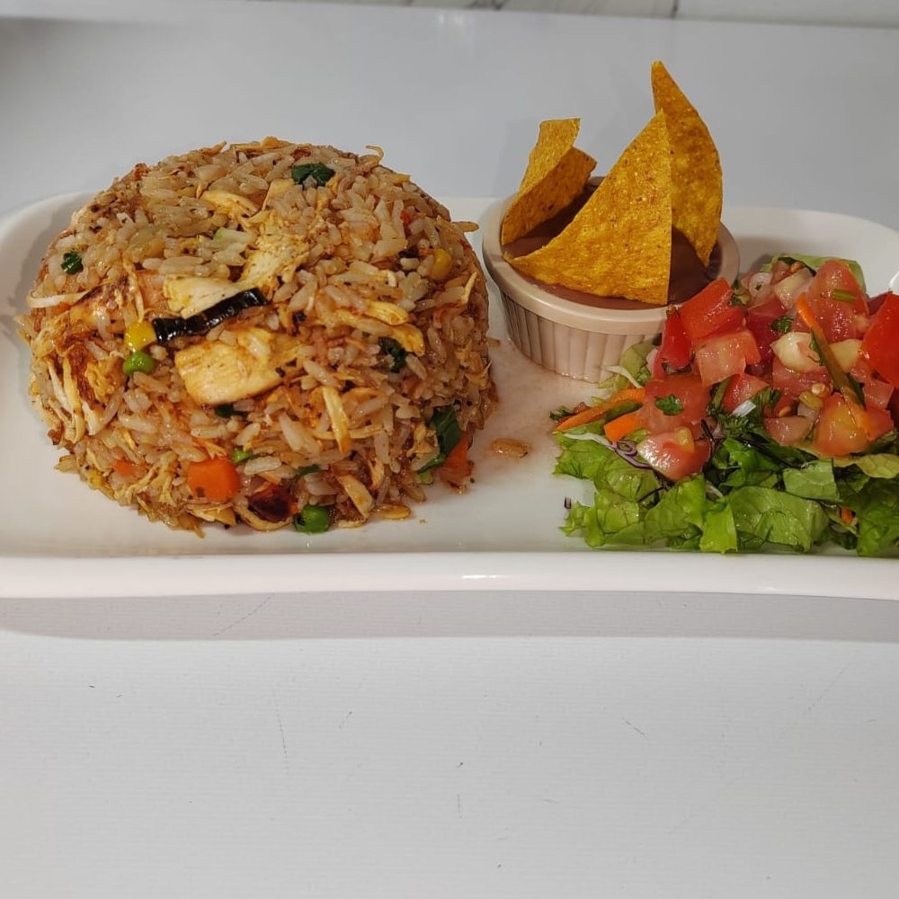 Arroz con Pollo
