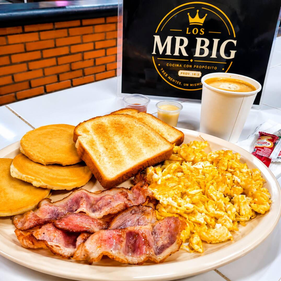 DESAYUNO AMERICANO
