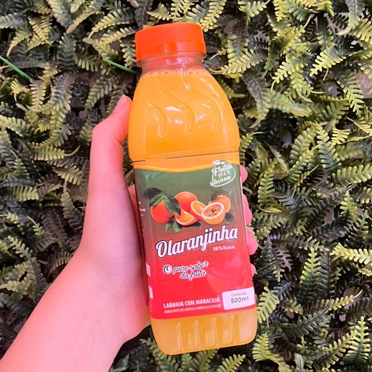 Suco de laranja com maracujá natural Laranja, maracujá, água e açúcar O Puro Sabor da Fruta