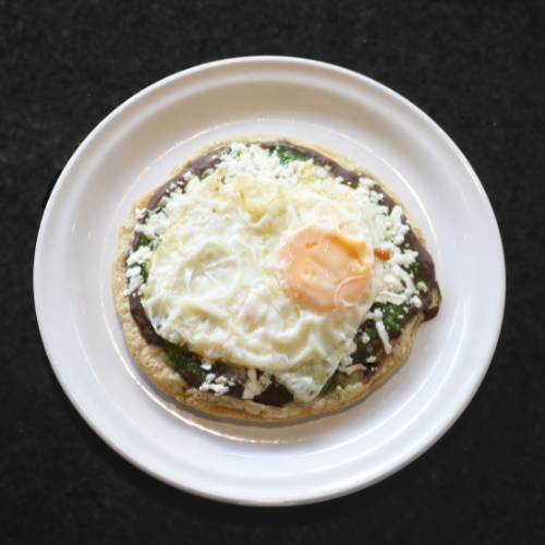 Sope con Huevo