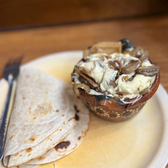 Queso Fundido de Champiñones