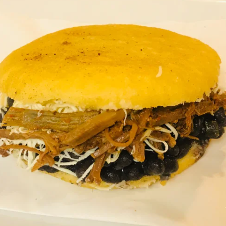 Arepa Domino