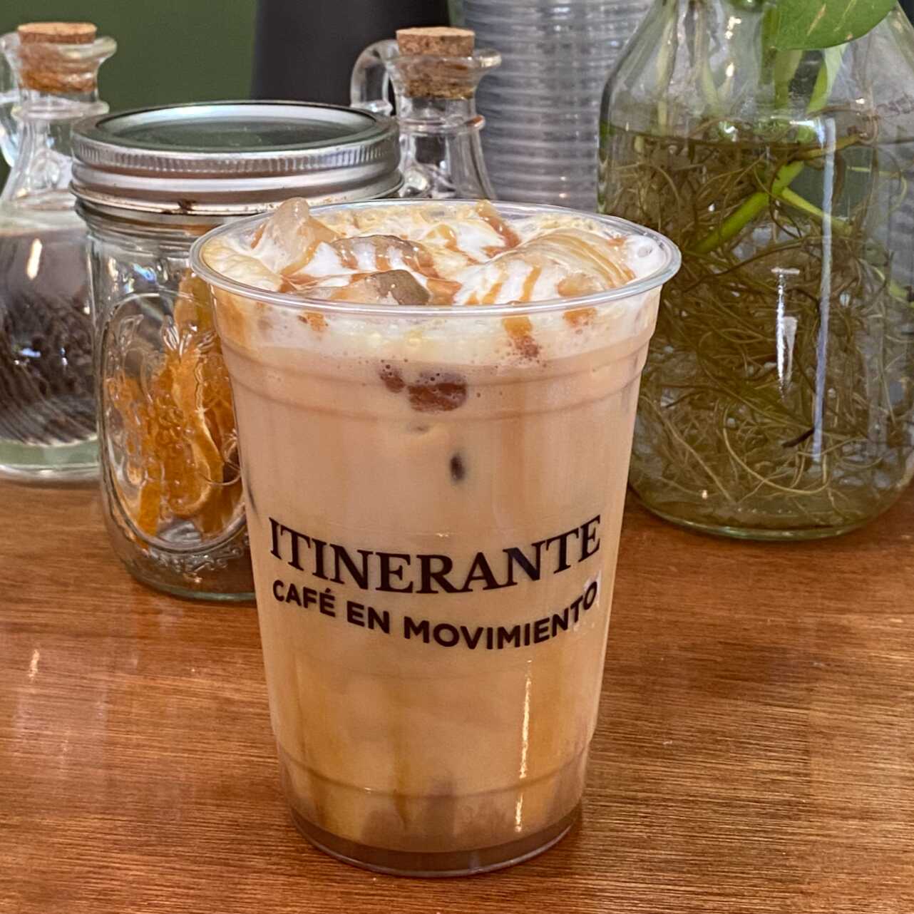 Latte Dulce De Leche Frio 16 oz
