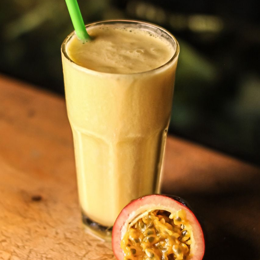 Jugo de Maracuya en Leche