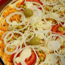 Molho, Mussarela, Frango, Cebola, Tomate, Oregano.