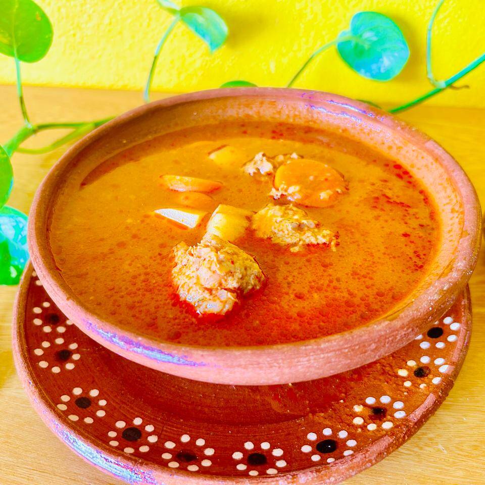 Albóndigas + 1/2 L Agua Fresca