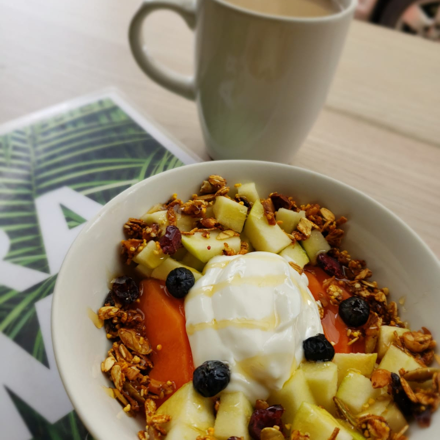 Bowl de Fruta y Yogurt