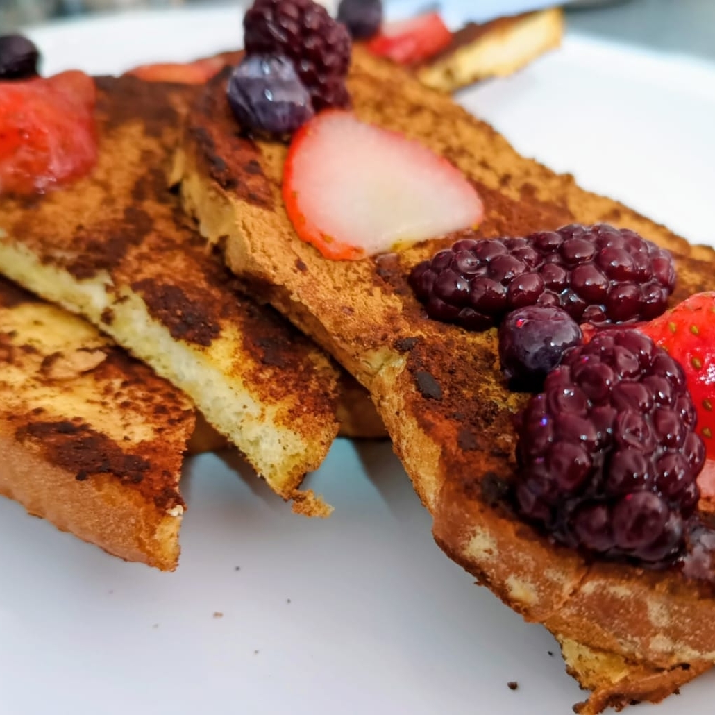 Pan frances (3) con fruta