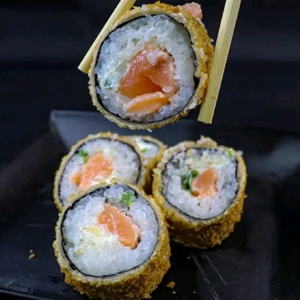Arroz, salmão, cream cheese e cebolinha