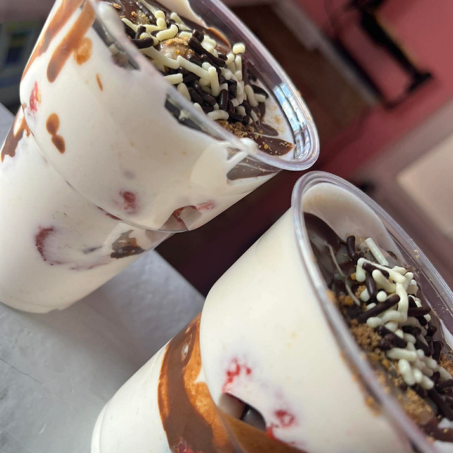 Fresas con Crema de La Casa 8oz