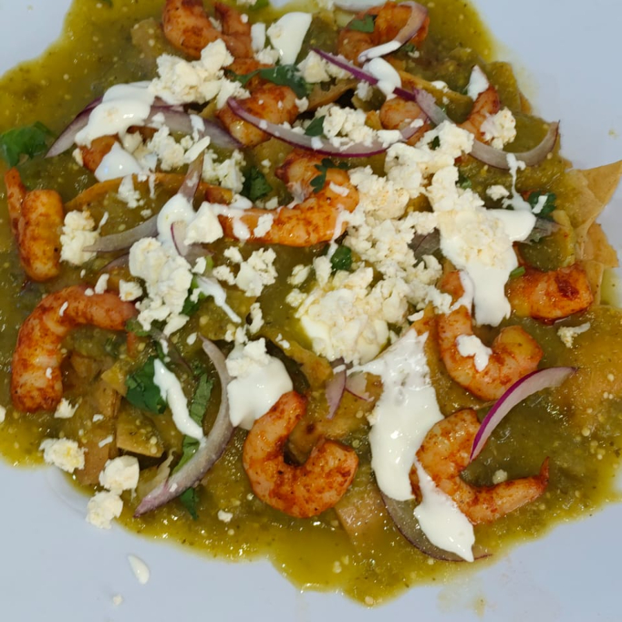 CHILAQUILES DE CAMARÓN EN SALSA VERDE