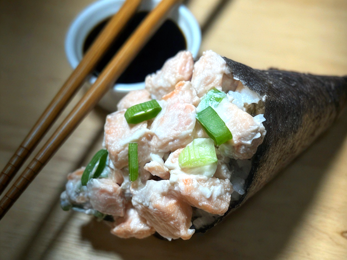 Alilui Yakissoba E Hot Roll