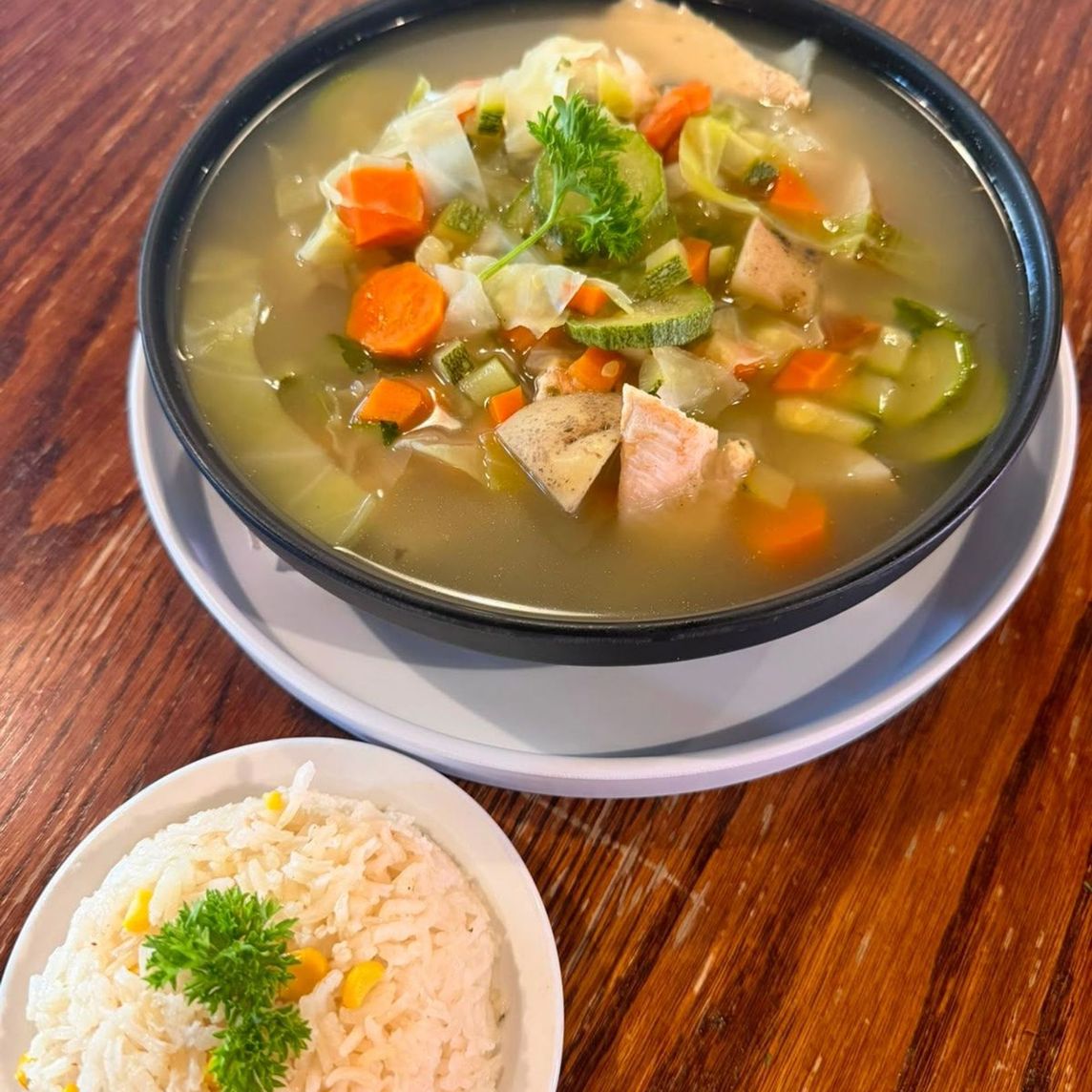 Caldo De Pollo