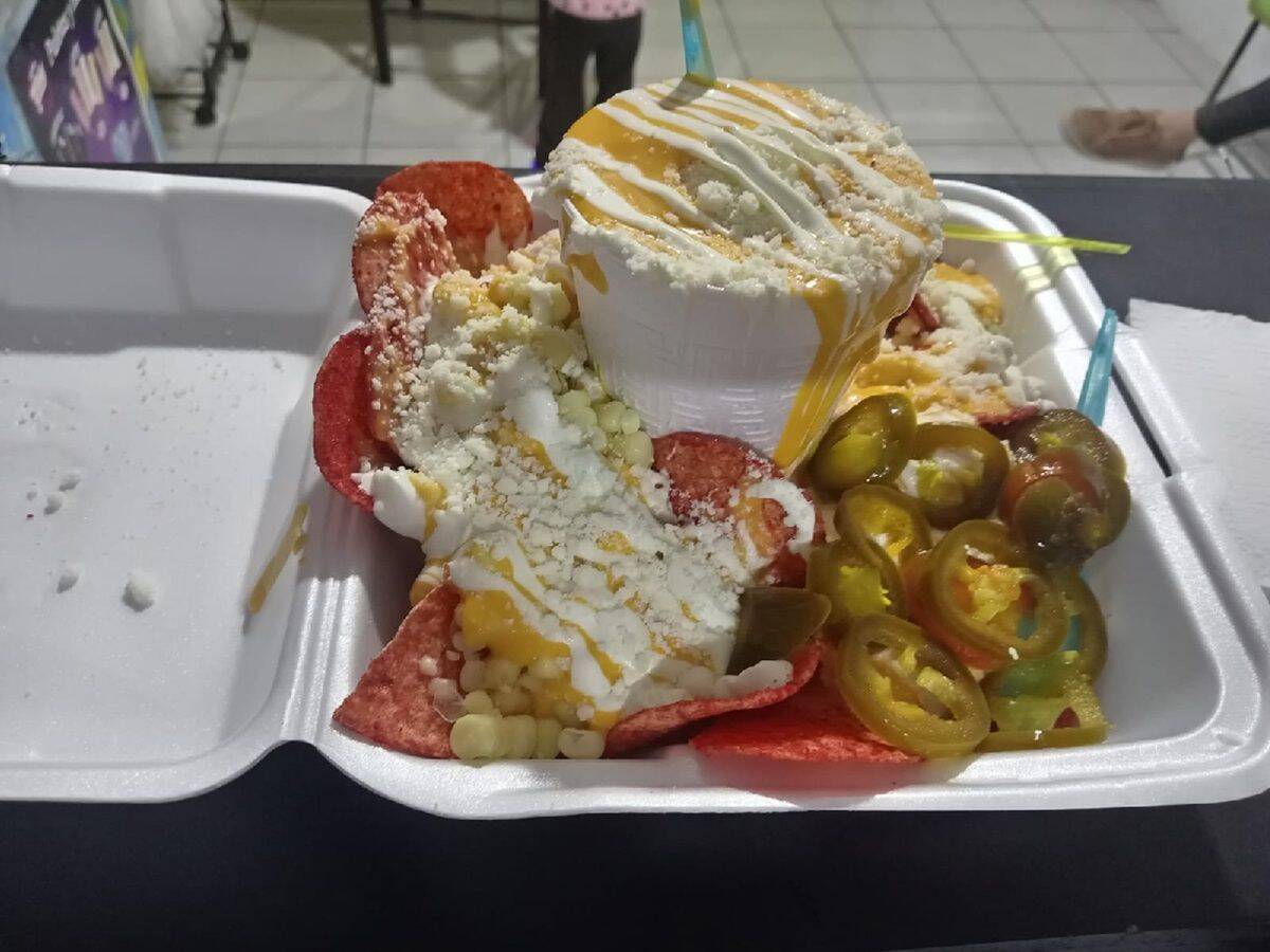 Elotes y nieve de chorro Durán