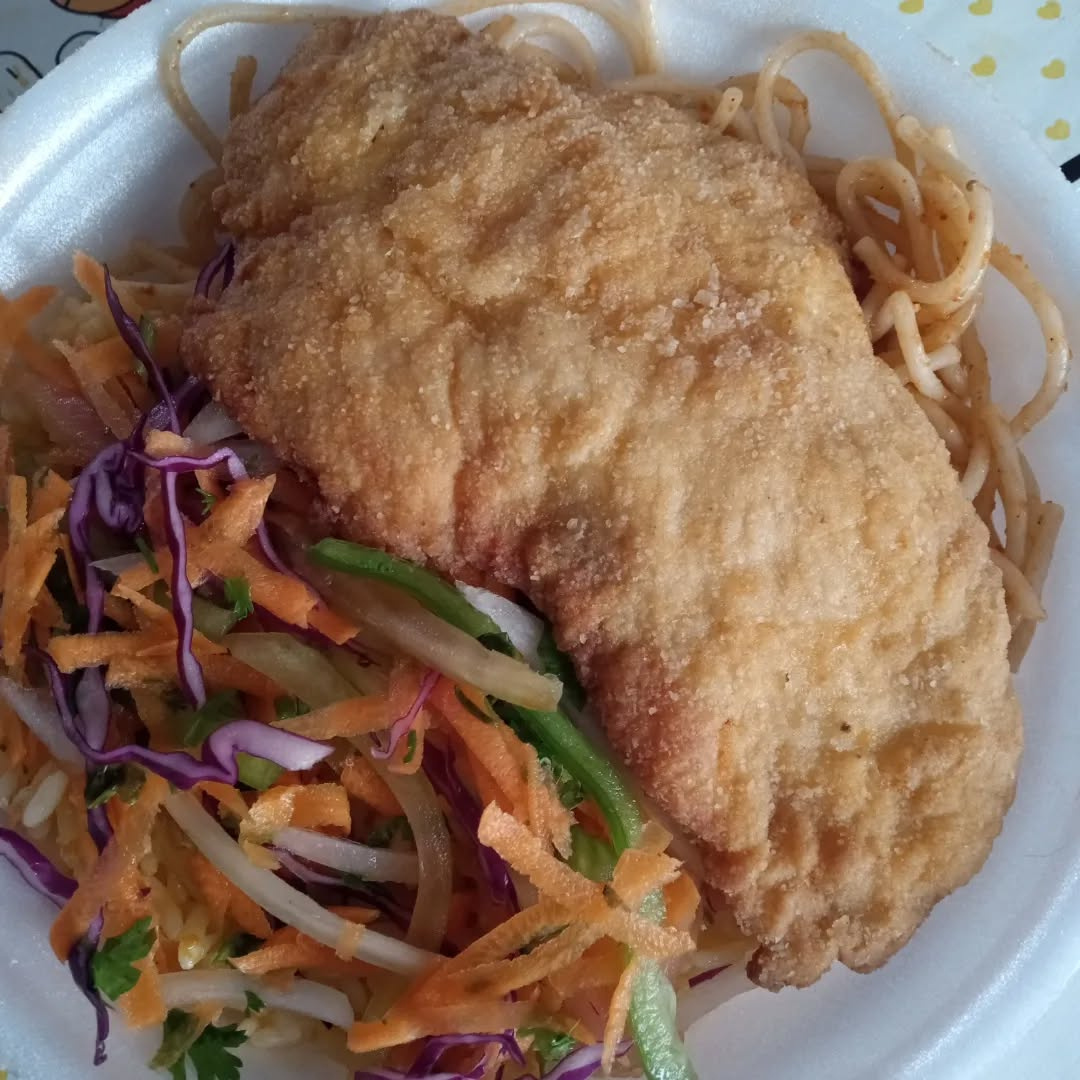 escolha os acompanhamentos do seu frango empanado da melhor forma